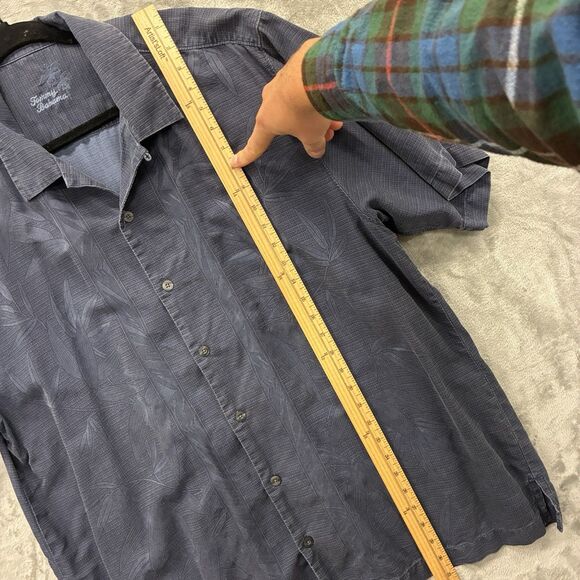 Tommy Bahama Mens XL Loop Collar Hawaiian Blue Embroidered Shirt Camp Silk - Picture 4 of 7